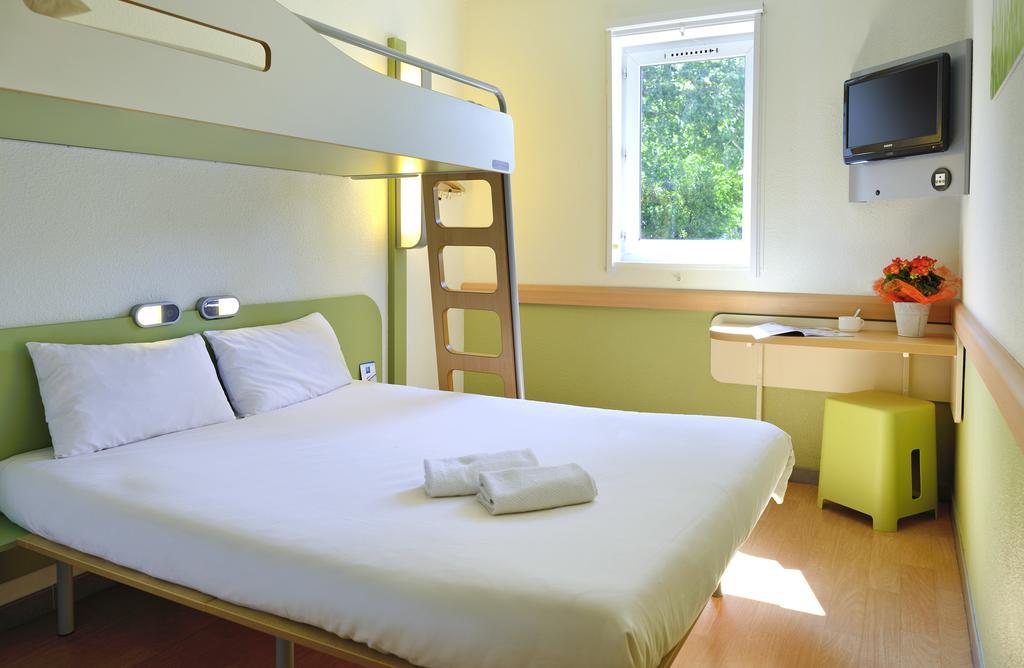 ibis budget Saint-Omer Centre Buitenkant foto