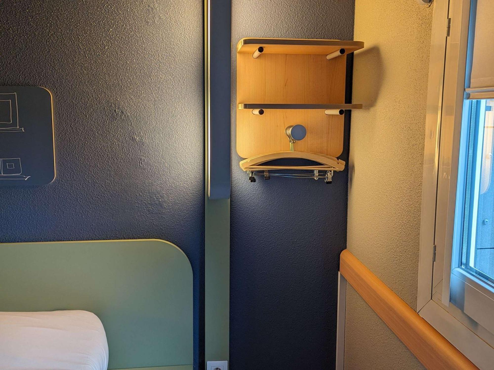 ibis budget Saint-Omer Centre Buitenkant foto