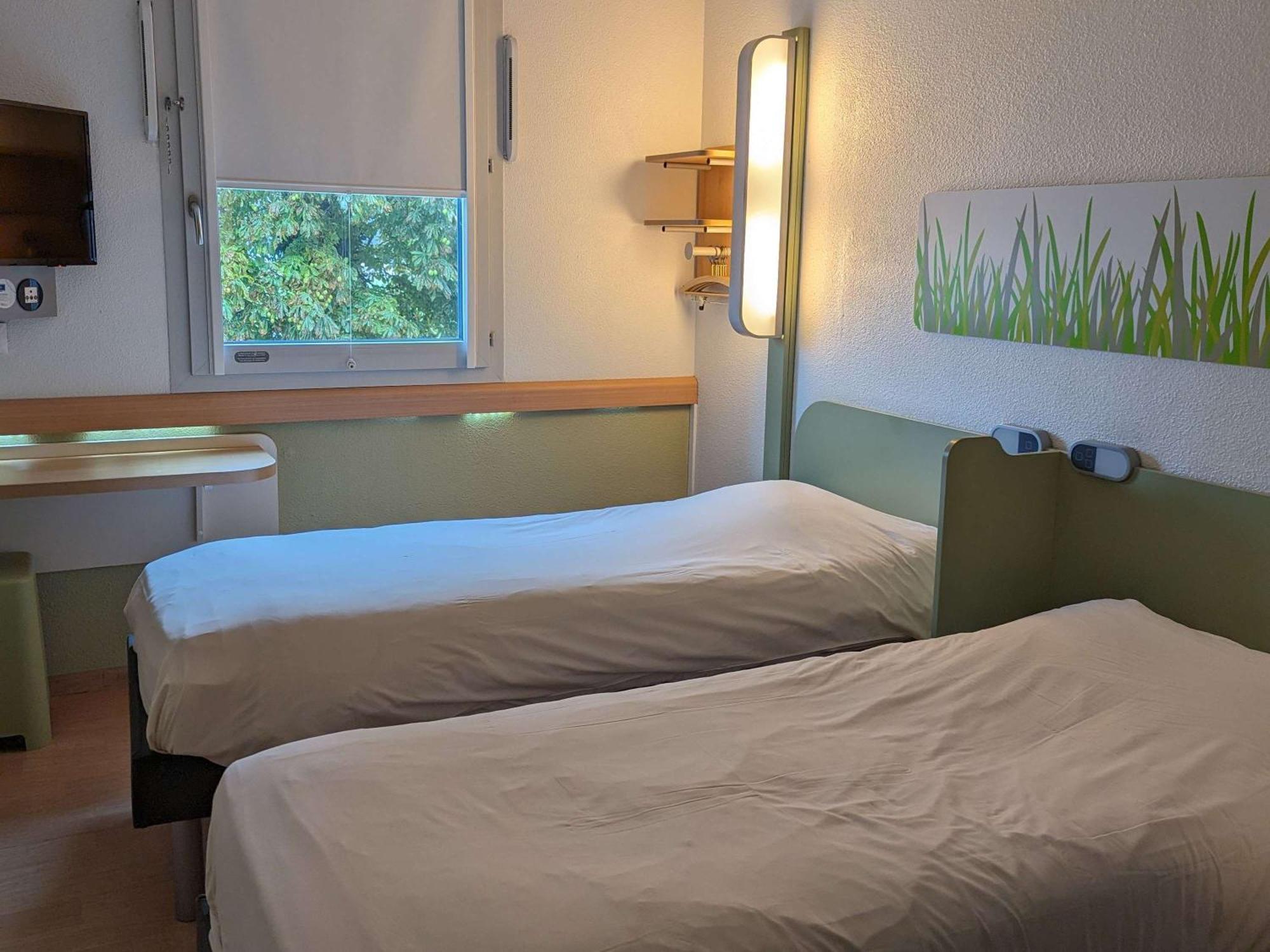 ibis budget Saint-Omer Centre Buitenkant foto